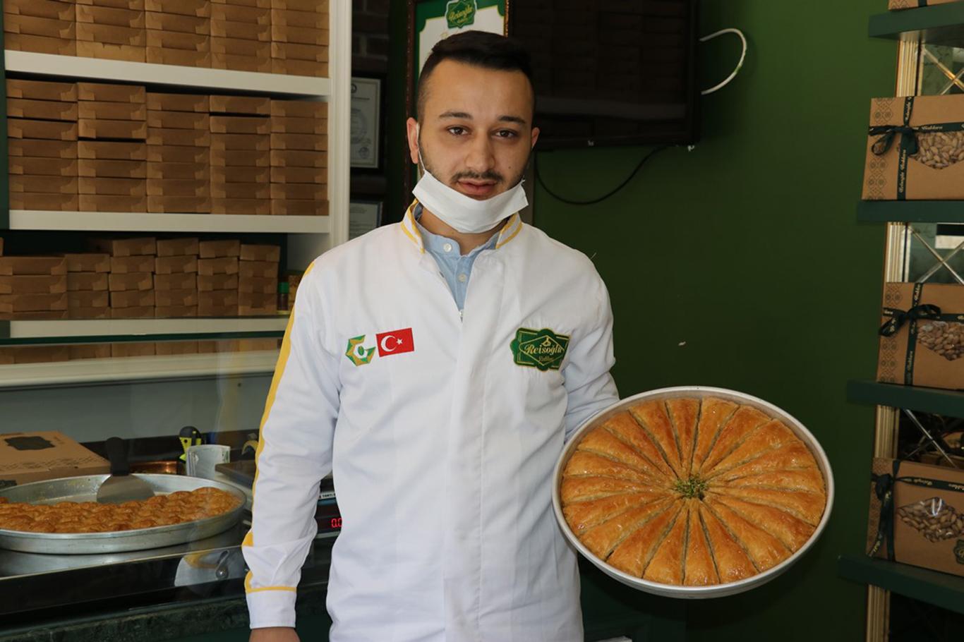 Covid-19 nedeniyle esnaf bayram öncesi umduğunu bulamadı Covid-19 nedeniyle esnaf bayram öncesi umduğunu bulamadı